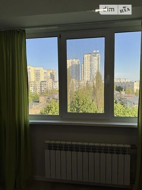Довготривала оренда 1к квартири на бул. Миколи Руденка 22 •