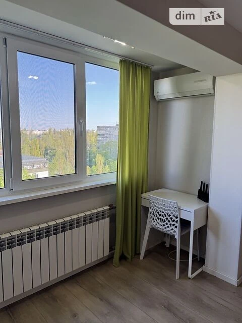Довготривала оренда 1к квартири на бул. Миколи Руденка 22 •