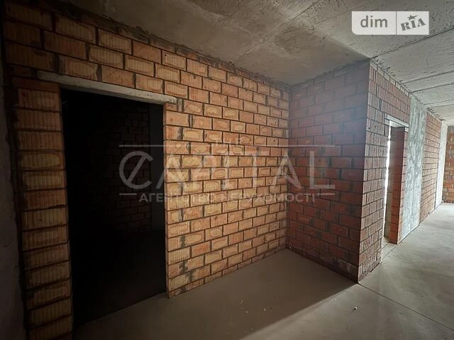 Продаж 3к квартири 100 кв. м на вул. Євгена Маланюка 28 • ID