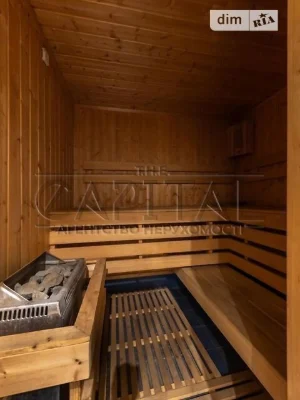 Довготривала оренда 4к квартири на вул. Хрещатик 23 • ID 346