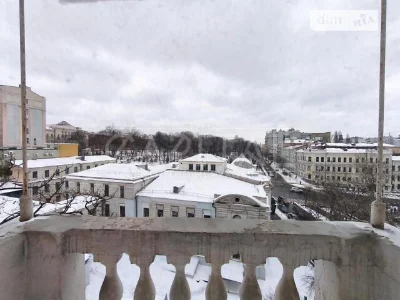 Довготривала оренда 4к квартири на вул. Антоновича 4/6 • ID