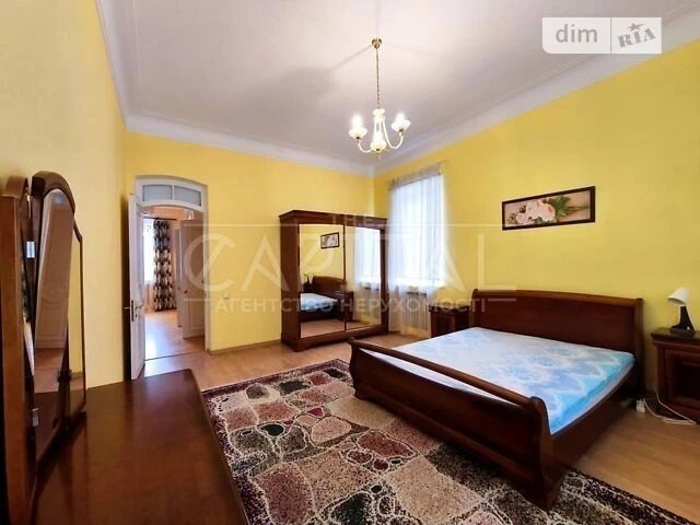 Довготривала оренда 4к квартири на вул. Антоновича 4/6 • ID