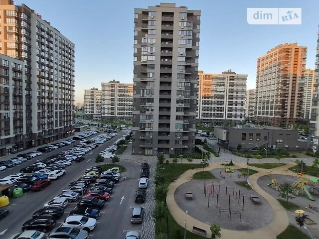Довготривала оренда 3к квартири на вул. Олександра Олеся 4Б