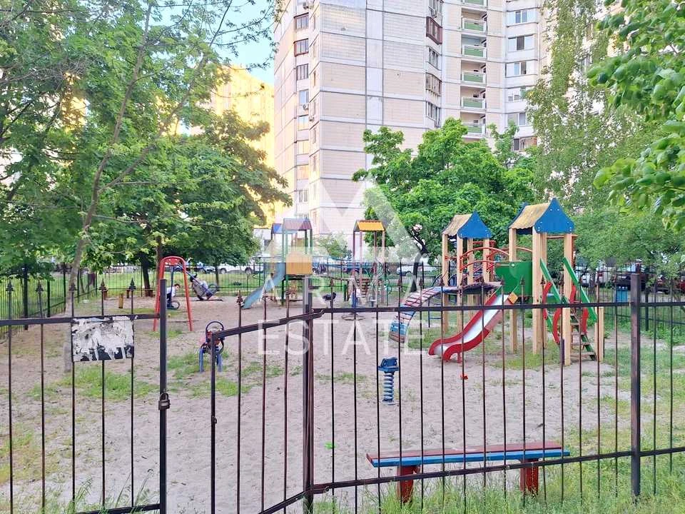 Квартира. Київ, Вишняківська вул.