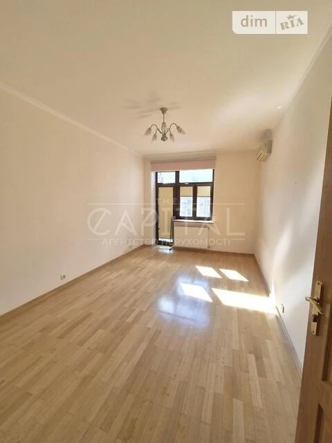 Довготривала оренда 4к квартири на вул. Паторжинського 14 •