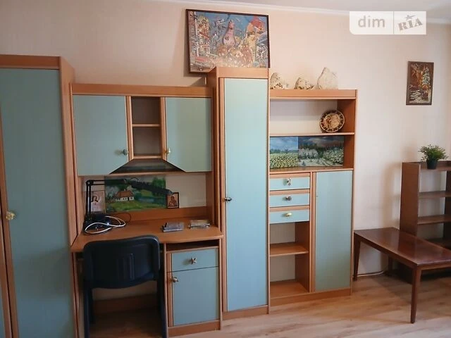 Здам в оренду кімнату на вул. Теремківська довгостроково • I