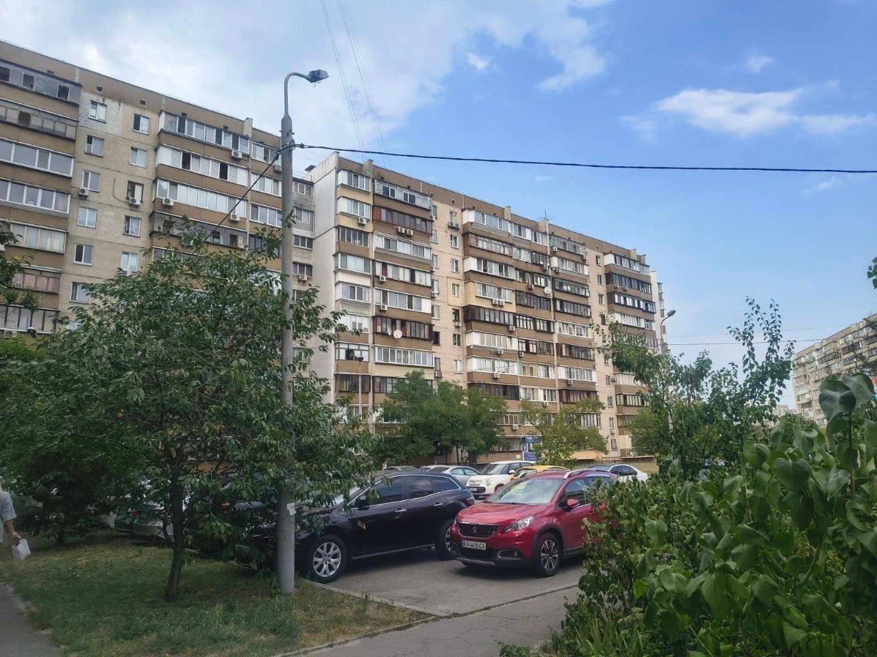 Довготривала оренда 3к квартири на вул. Драгоманова 42 • ID