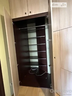 Довготривала оренда 1к квартири на вул. Саперно-Слобідська 1