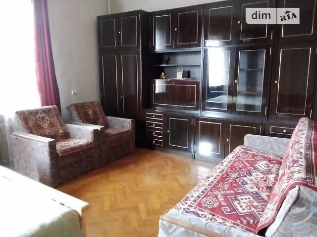 Довготривала оренда 2к квартири на вул. Івана Мазепи 3 • ID