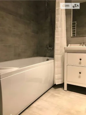Довготривала оренда 2к квартири на просп. Валерія Лобановськ