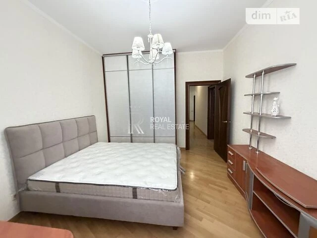 Довготривала оренда 3к квартири на вул. Бульварно-Кудрявська