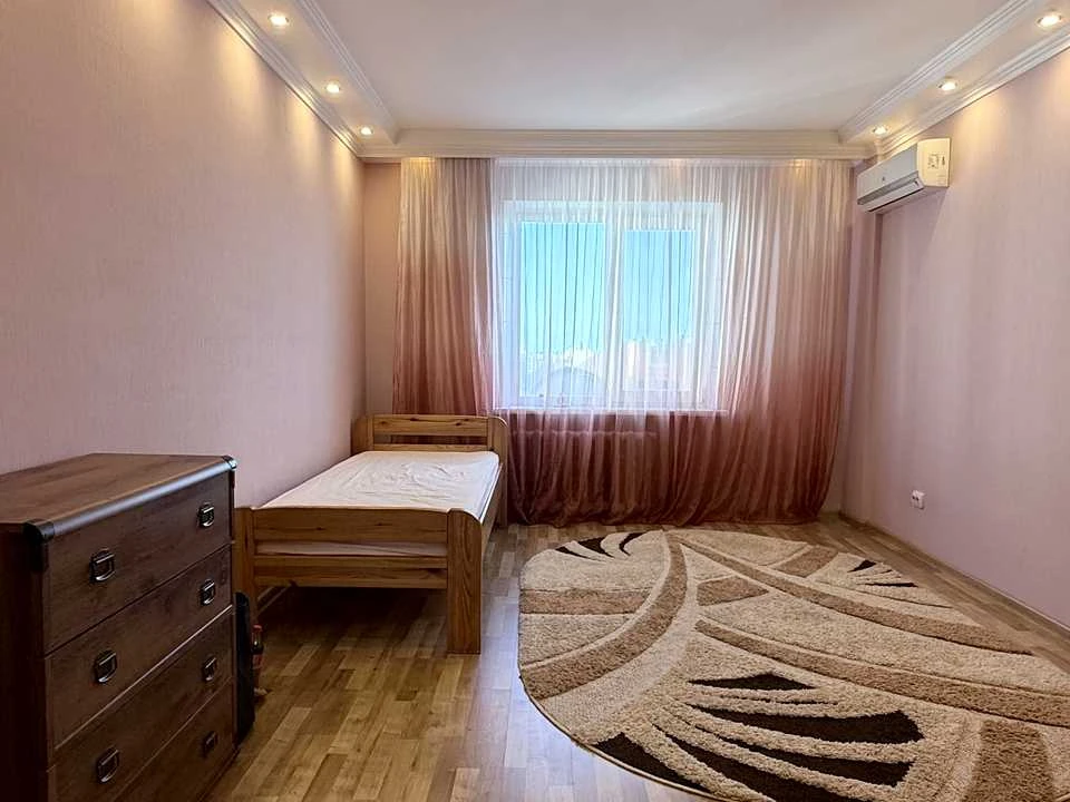 Квартира. Київ, Олени Пчілки вул.