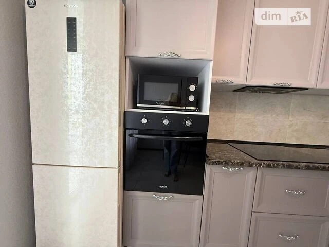 Довготривала оренда 1к квартири на просп. Берестейський 65В