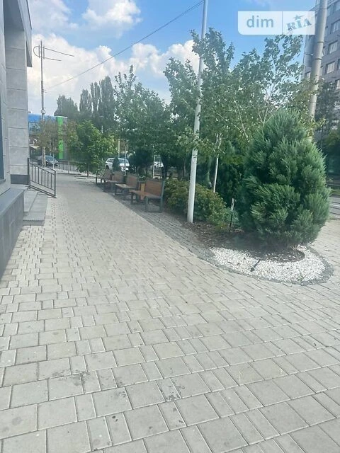 Довготривала оренда 1к квартири на просп. Берестейський 5В •
