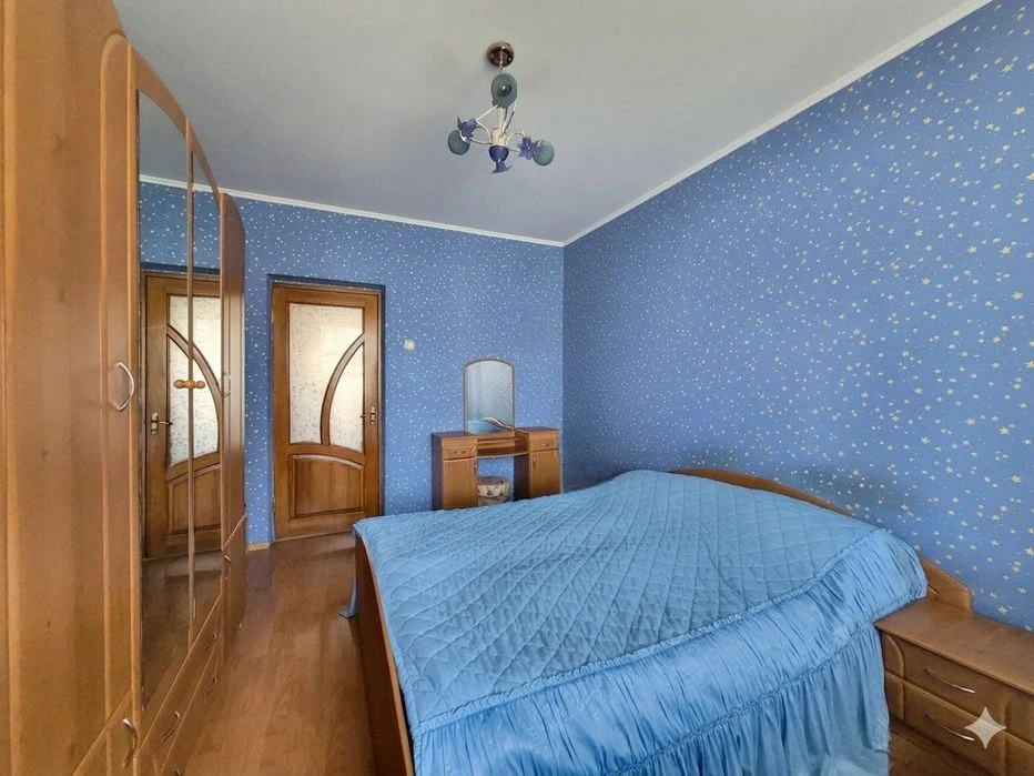 Продаж 3-кімнатної  квартири