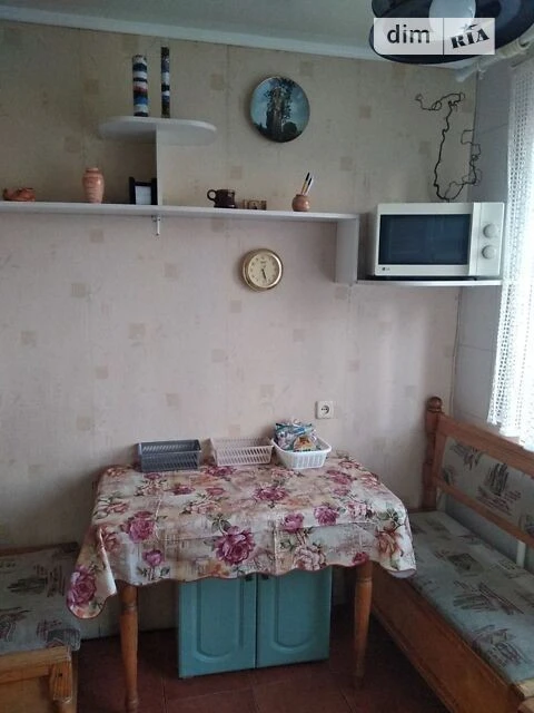 Здам в оренду кімнату на вул. Автозаводська 40 довгостроково