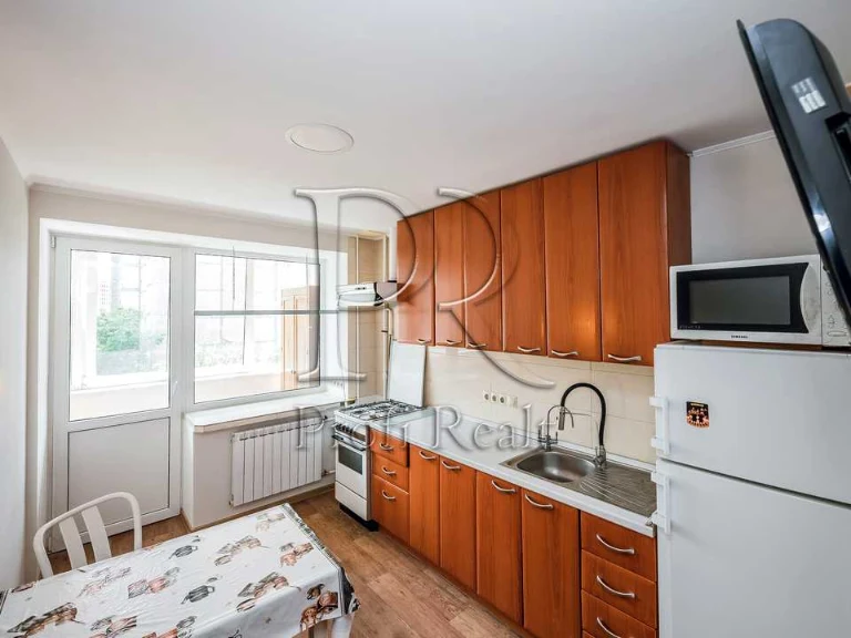 Apartment. Kyiv, Vilhelma Kotarbinsky St. (Mykola Kravch