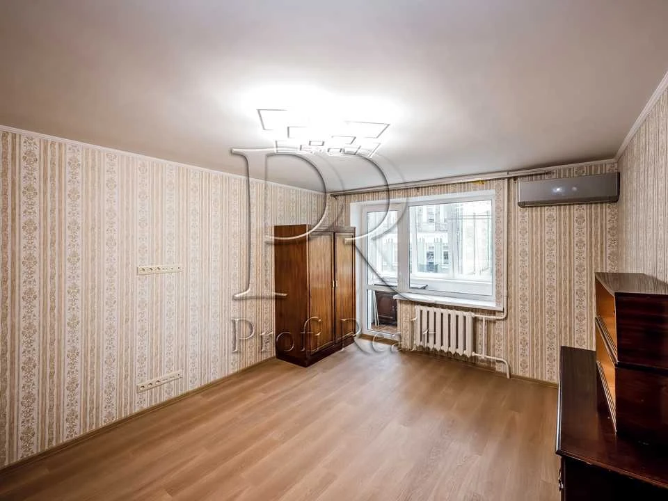Apartment. Kyiv, Vilhelma Kotarbinsky St. (Mykola Kravch