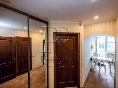 Apartment. Kyiv, Vilhelma Kotarbinsky St. (Mykola Kravch