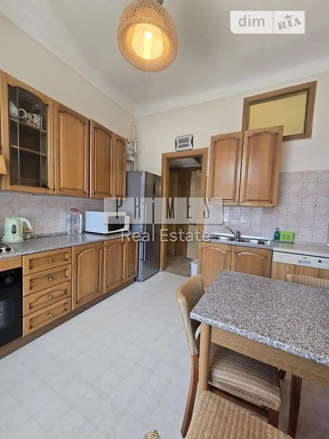 Довготривала оренда 3к квартири на вул. Хрещатик 15 • ID 346