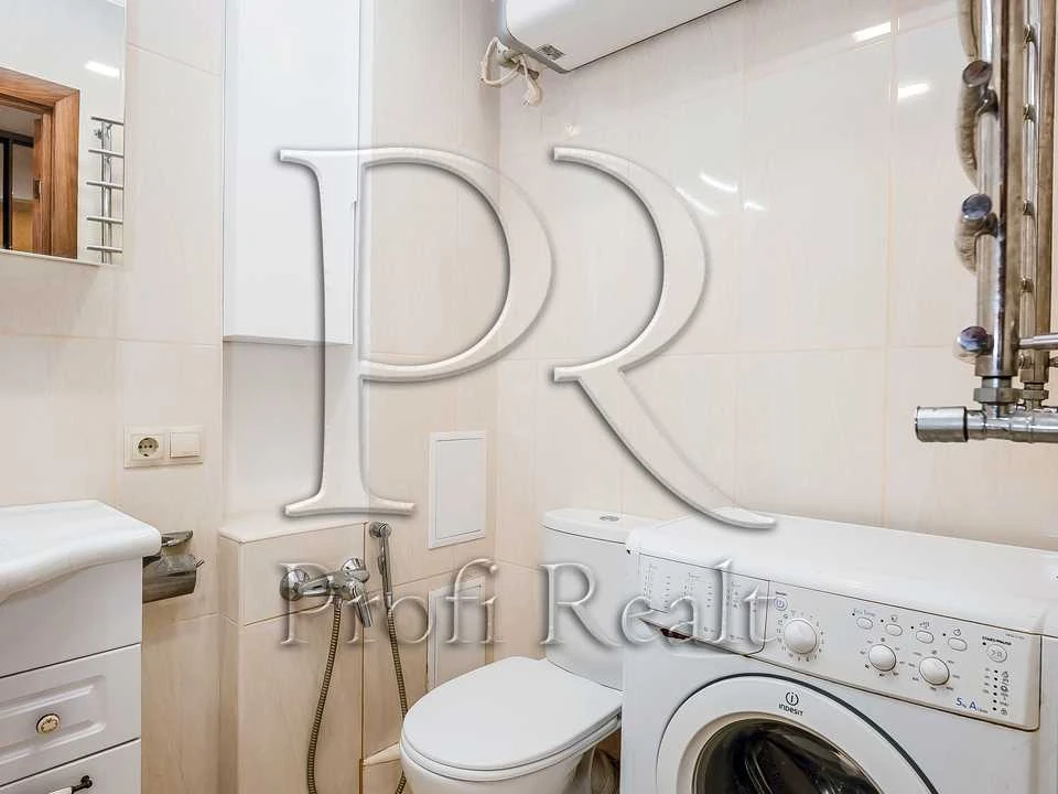 Apartment. Kyiv, Vilhelma Kotarbinsky St. (Mykola Kravch