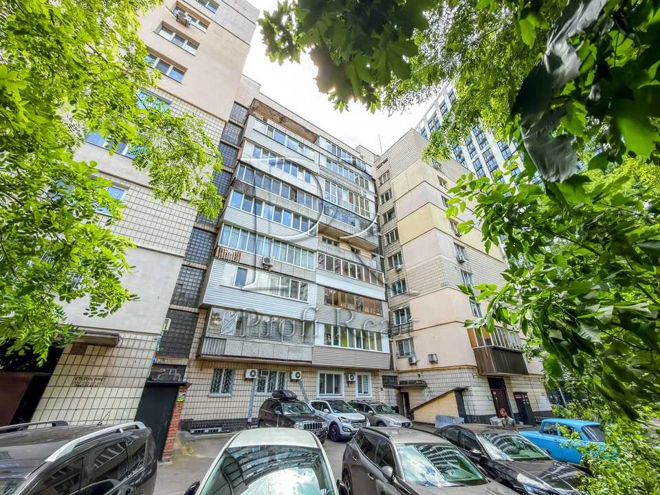 Apartment. Kyiv, Vilhelma Kotarbinsky St. (Mykola Kravch