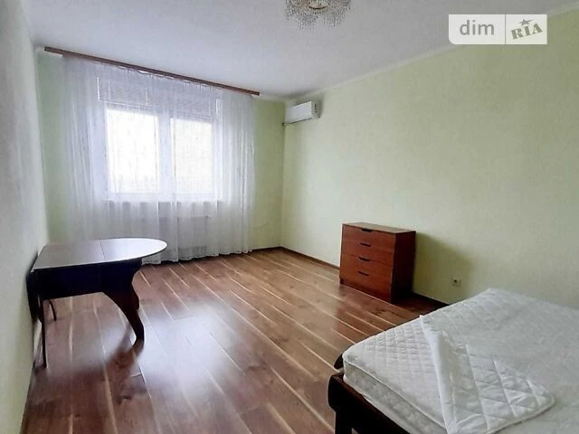 Довготривала оренда 1к квартири на вул. Воскресенська 12А •