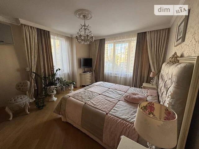 Довготривала оренда 2к квартири на вул. В'ячеслава Чорновола
