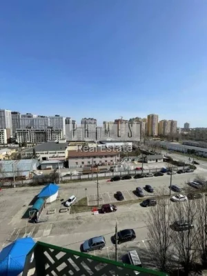 Довготривала оренда 1к квартири на вул. Михайла Максимовича