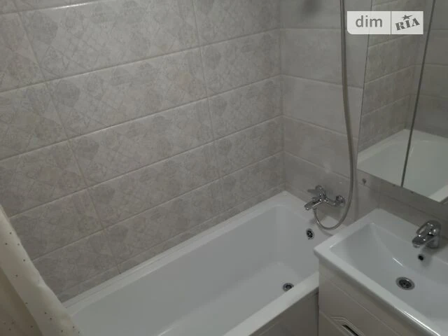 Довготривала оренда 1к квартири на вул. Урлівська 1/8 • ID 3
