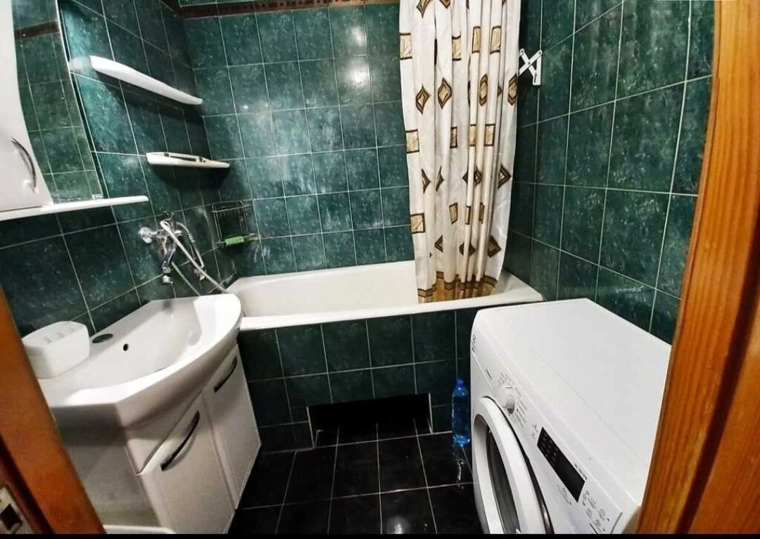 Оренда 3-кімнатної квартири 72 м², Академіка Заболотного вул