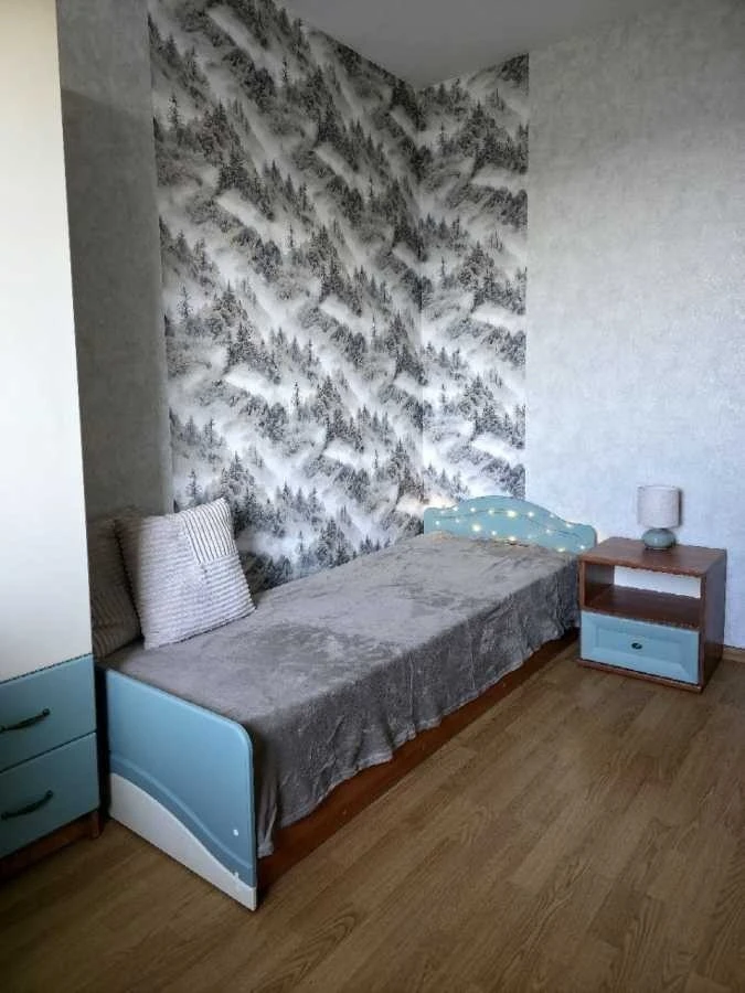 Оренда 3-кімнатної квартири 72 м², Академіка Заболотного вул