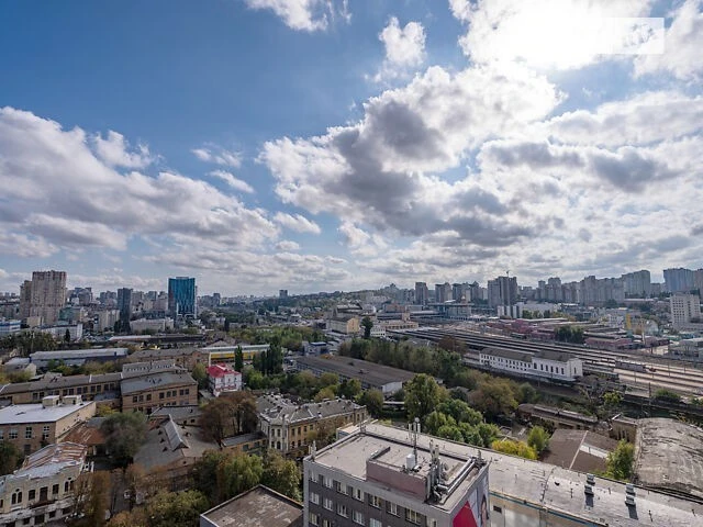 Довготривала оренда 1к квартири на просп. Берестейський 5В •