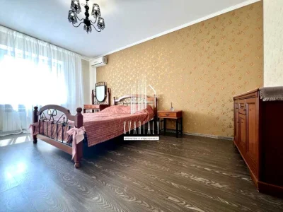 Квартира. Київ, Олени Пчілки вул.