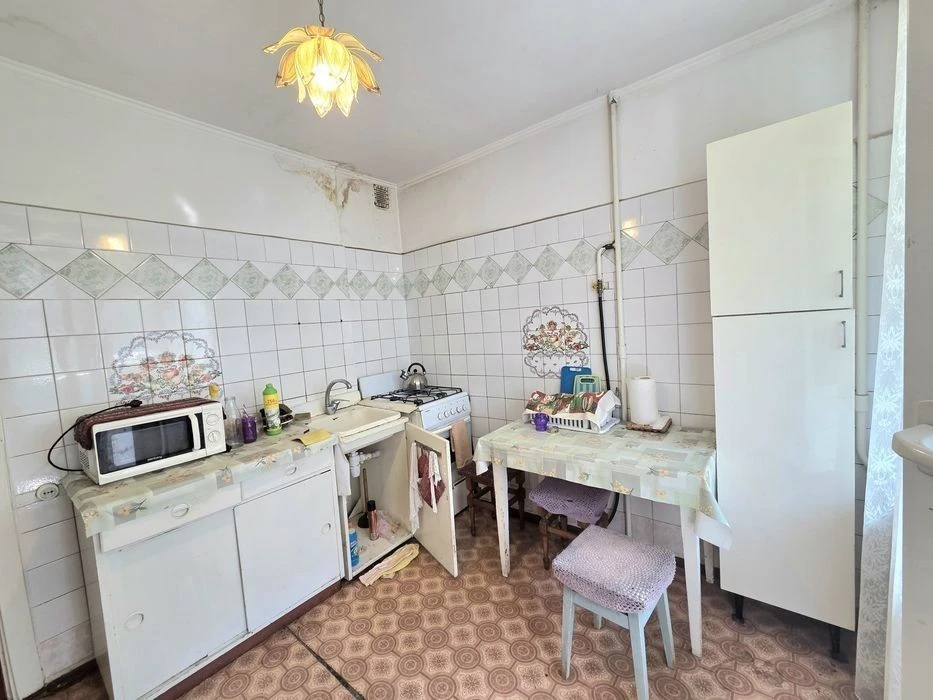 Здам простору 1к кв, б-р Кольцова, парк Юність.