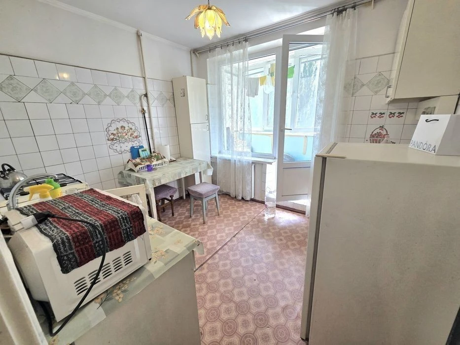 Здам простору 1к кв, б-р Кольцова, парк Юність.