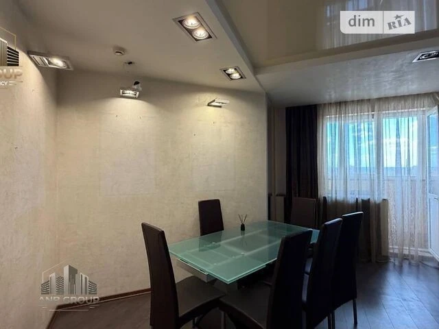 Продаж 5к квартири 208 кв. м на вул. Срібнокільська • ID 346