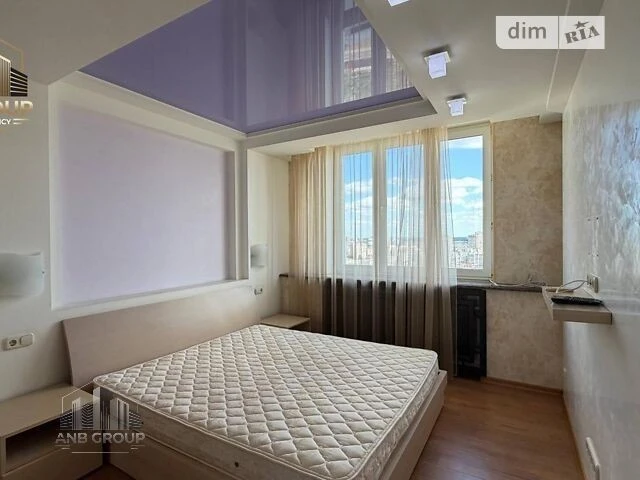 Продаж 5к квартири 208 кв. м на вул. Срібнокільська • ID 346
