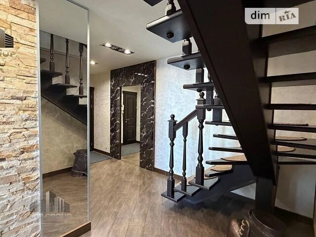 Продаж 5к квартири 208 кв. м на вул. Срібнокільська • ID 346