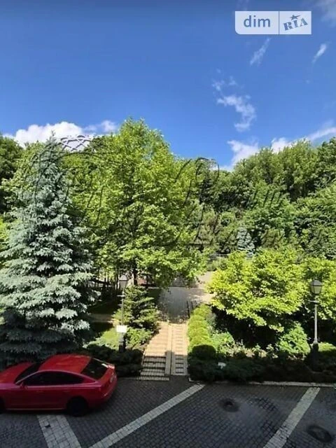 Довготривала оренда 3к квартири на вул. Воздвиженська 29Б •