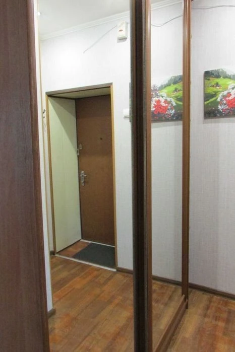 Ст. метро Дарниця. 1 кімнатна. Воскресенський проспект, буд.