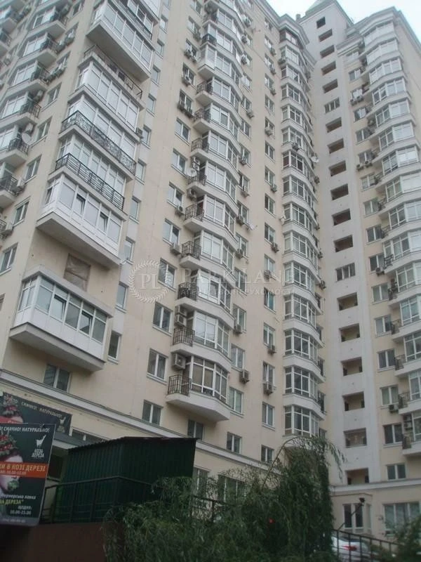 Оренда 3-кімнатної квартири 120 м², Січових Стрільців вул.,