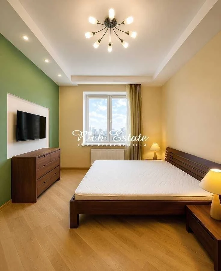 Оренда 3-кімнатної квартири 120 м², Січових Стрільців вул.,
