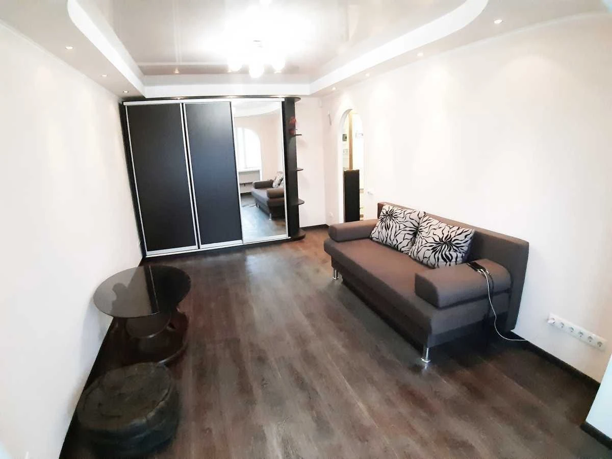 Оренда 1-кімнатної квартири 32.2 м², Маршала Малиновського в