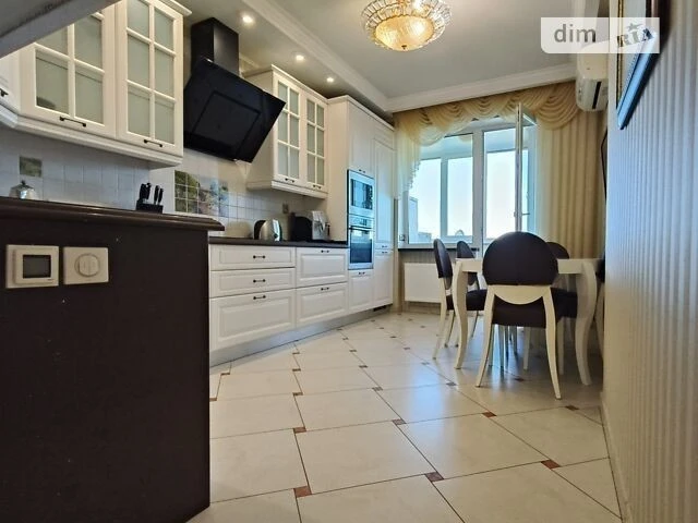 Довготривала оренда 3к квартири на вул. Йорданська 1 • ID 34