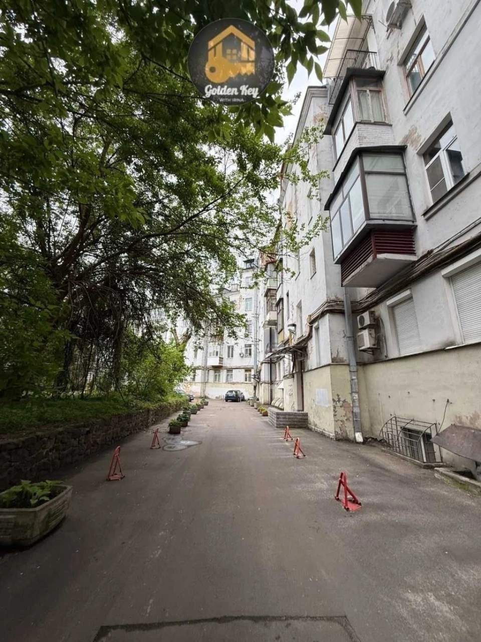 Оренда 5-кімнатної квартири 250 м², Академіка Богомольця вул