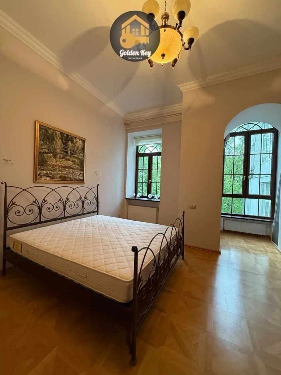 Оренда 5-кімнатної квартири 250 м², Академіка Богомольця вул