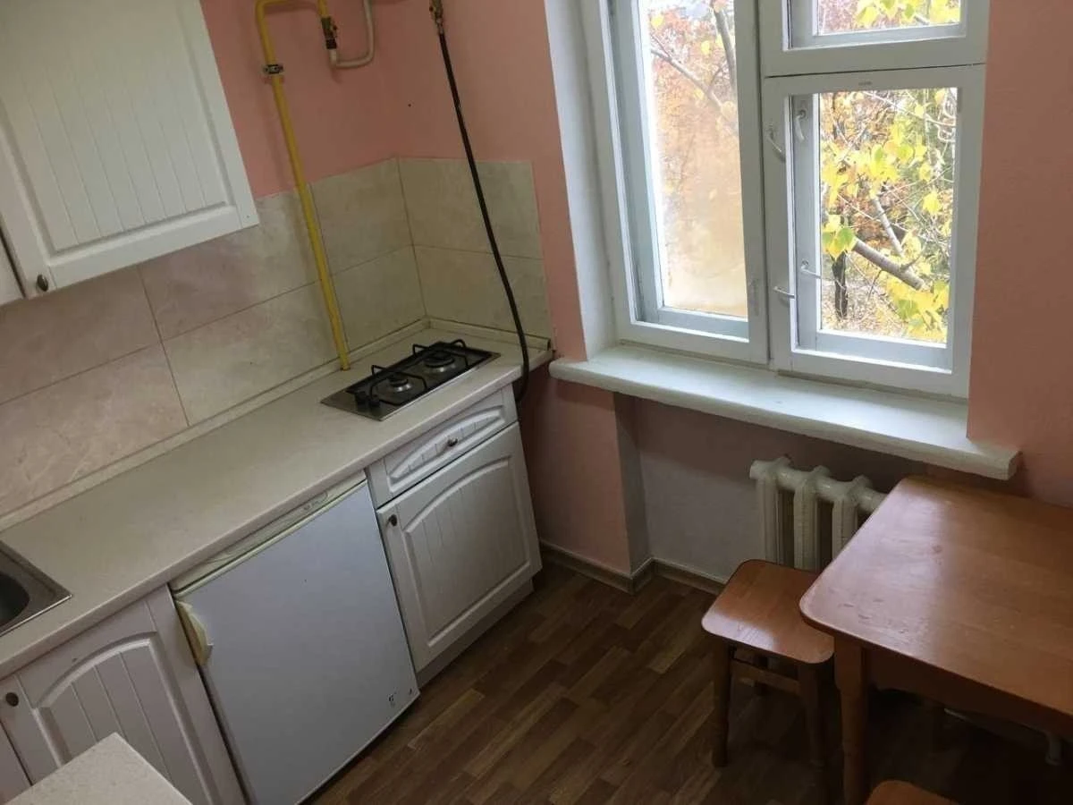 Оренда 1-кімнатної квартири 25 м², Соборності просп., 5Б