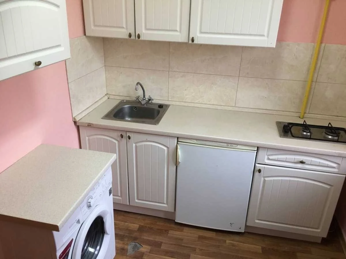 Оренда 1-кімнатної квартири 25 м², Соборності просп., 5Б