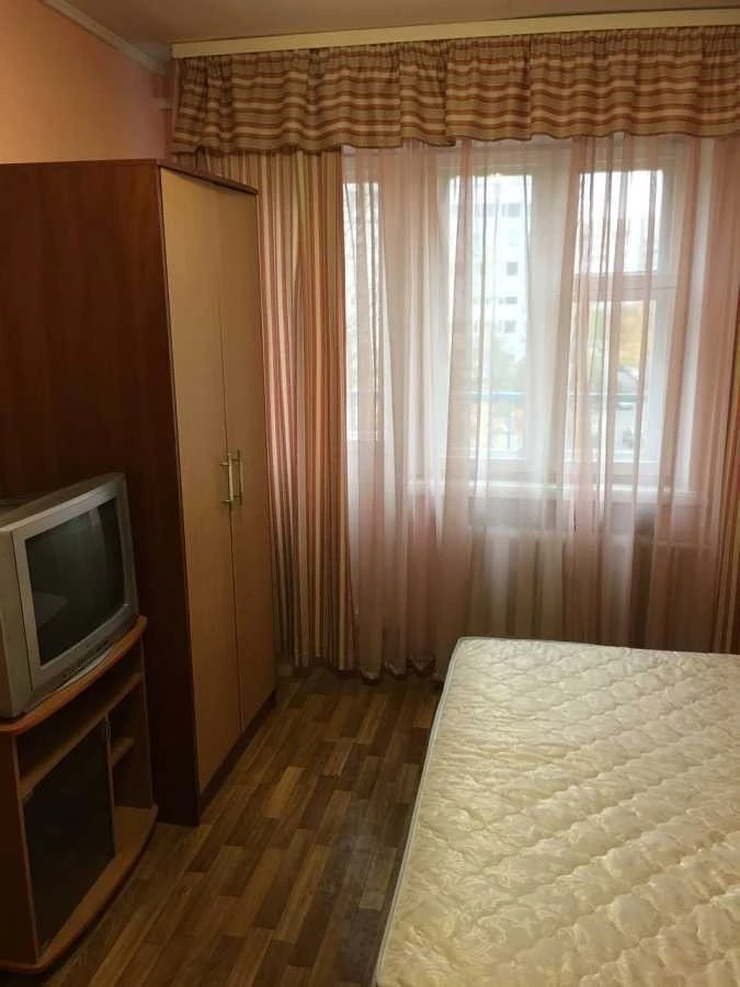 Оренда 1-кімнатної квартири 25 м², Соборності просп., 5Б
